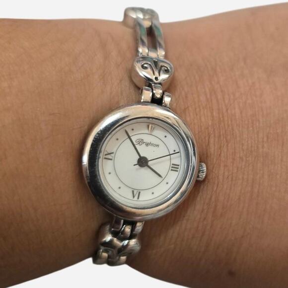 Retired Brighton Pompeii silver toggle bracelet watch, dainty, stylish, works!